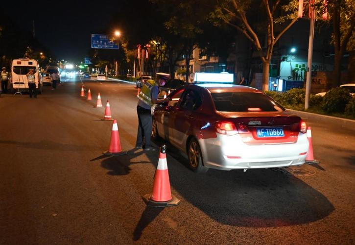 当好“守夜人” 拧紧“平安阀” 深圳公安组织开展第二次夏夜治安行动